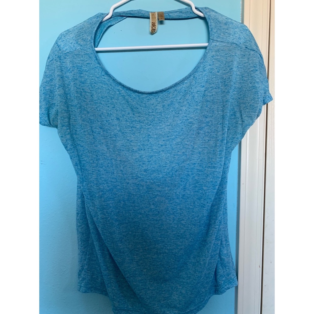 Open back shirt